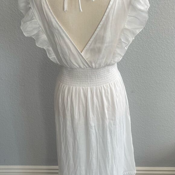 J Gee V Neck Lace Maxi Dress Size: Large Color: White - Picture 9 of 14